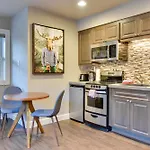 Walkable Portland Studio Less Than 1 Mi To Dtwn!