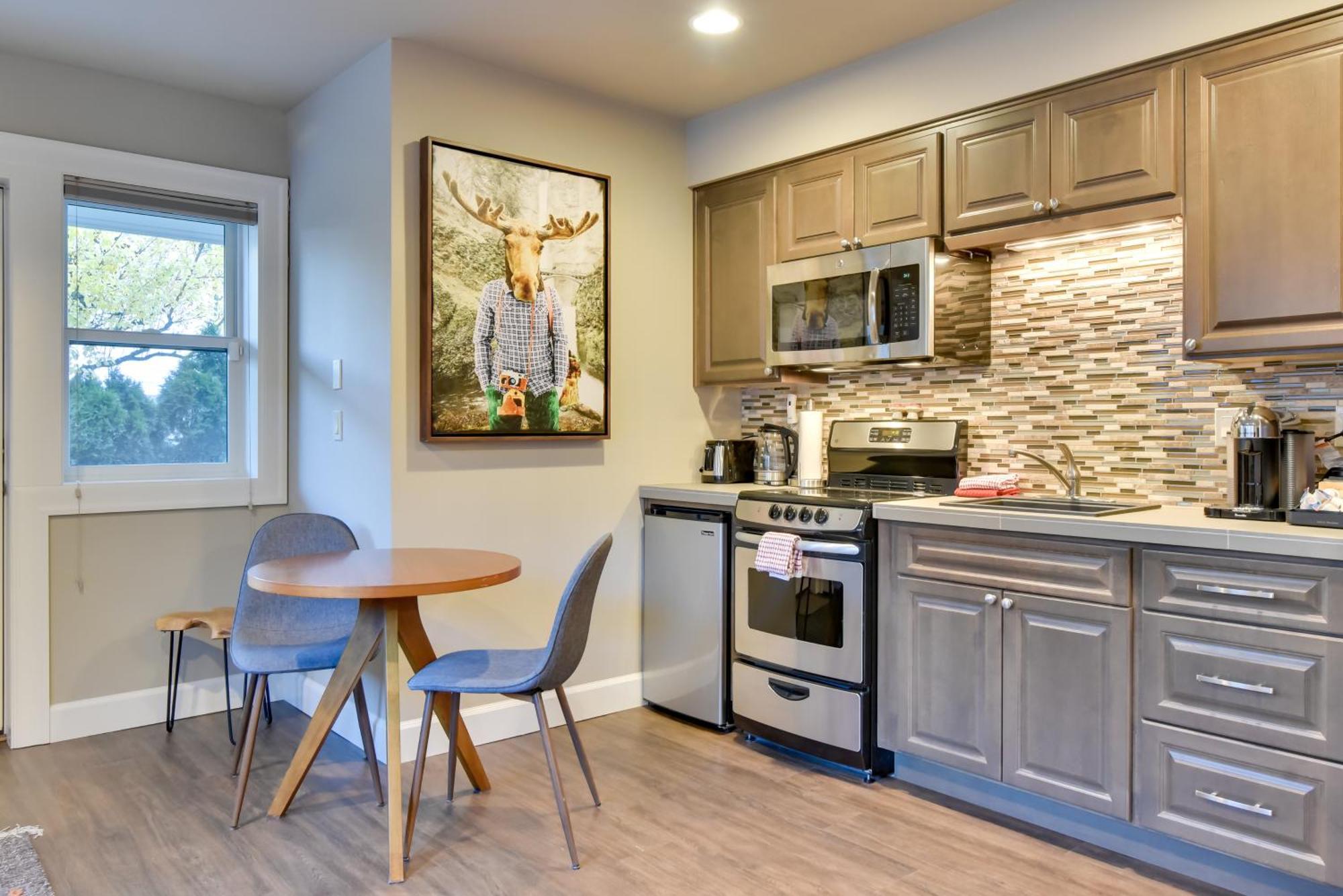 Walkable Less Than 1 Mi To Dtwn! Apartment *
