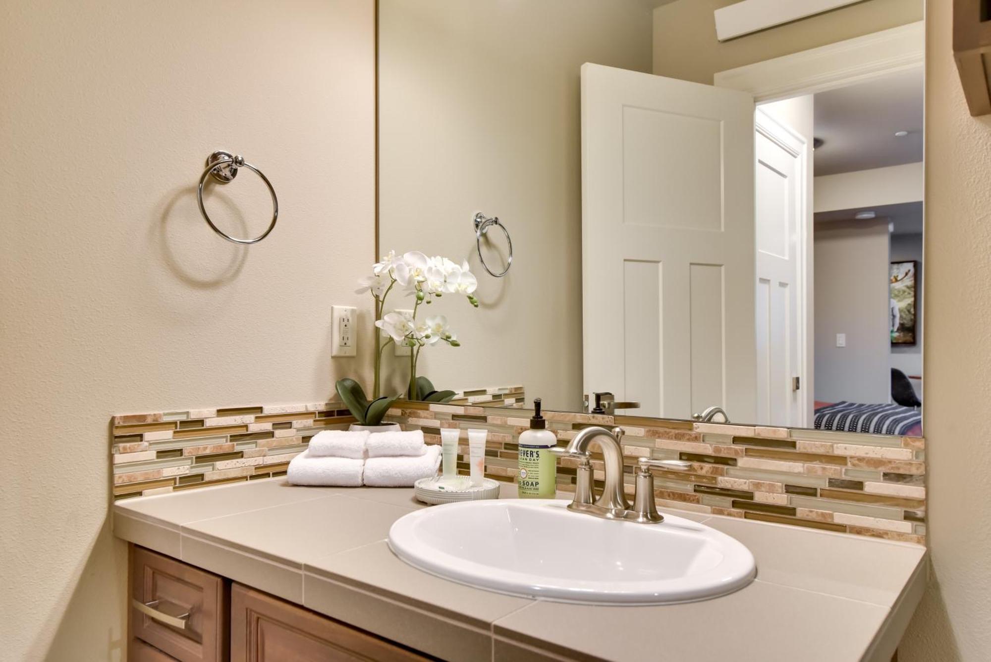 Walkable Less Than 1 Mi To Dtwn! * Portland