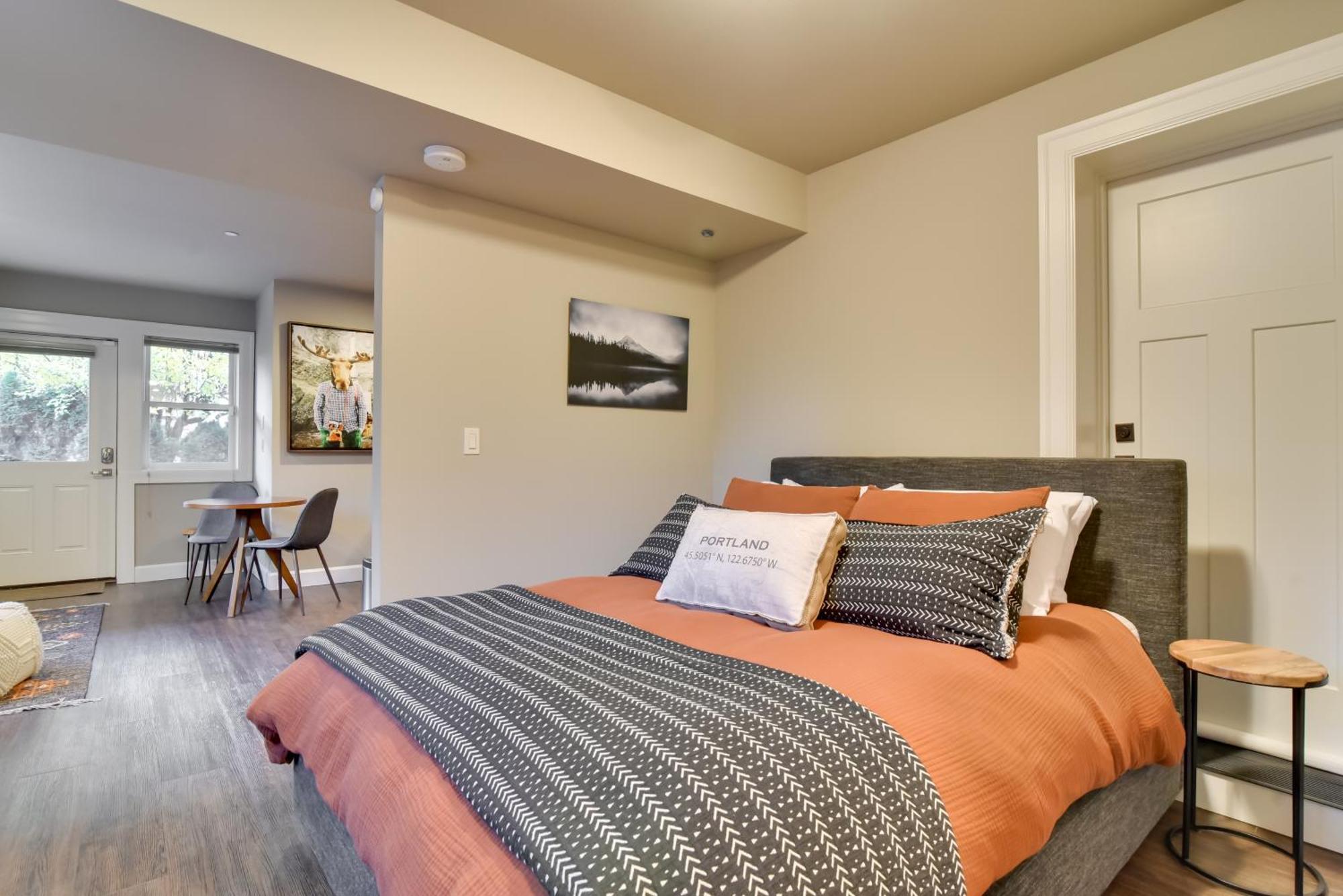 Walkable Less Than 1 Mi To Dtwn! Apartment